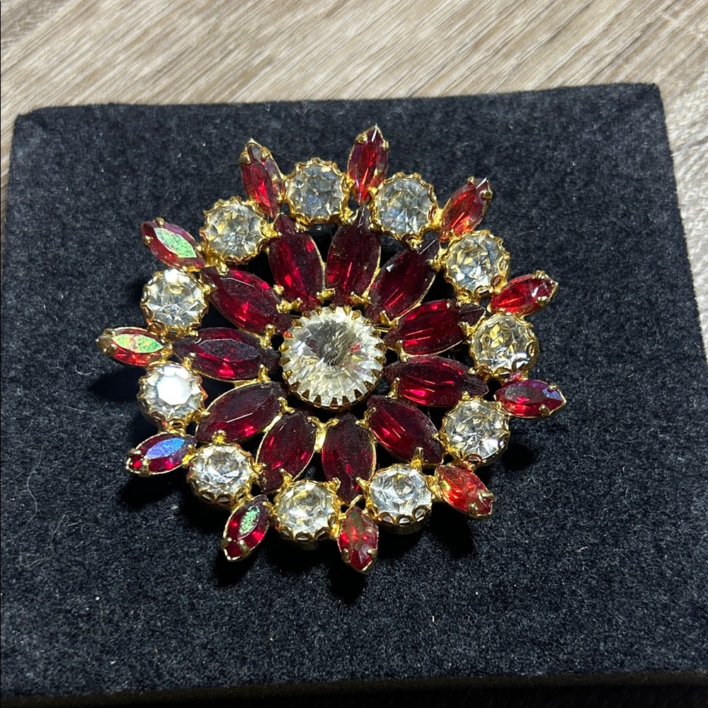 Gold-Tone Red & Clear Crystal Hobe Floral Brooch - 1965 Women's Jewelry